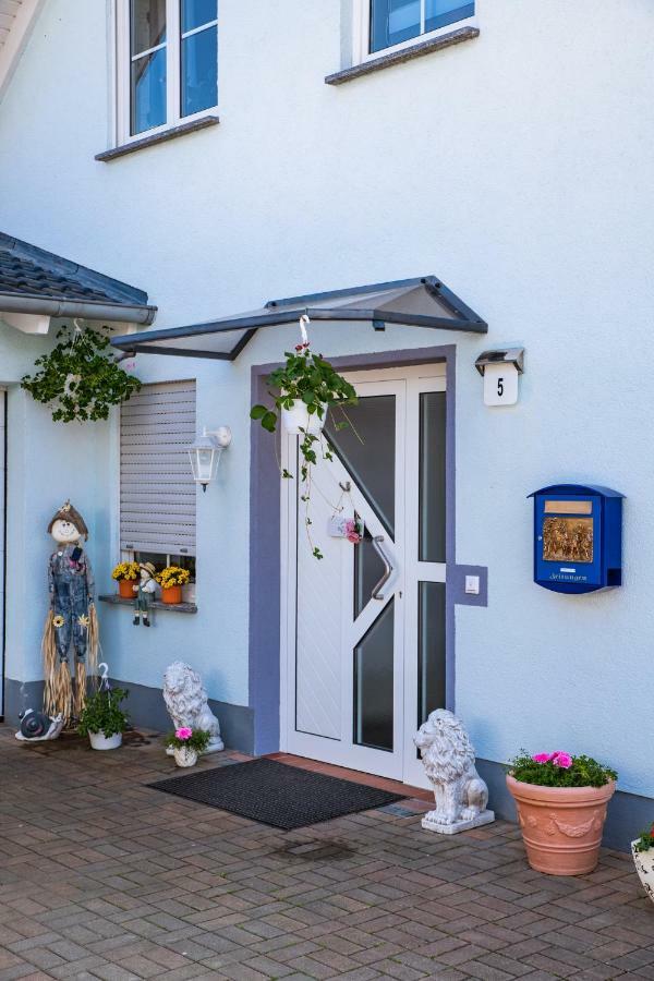 Das Blaue Haus Daufenbach Exterior photo